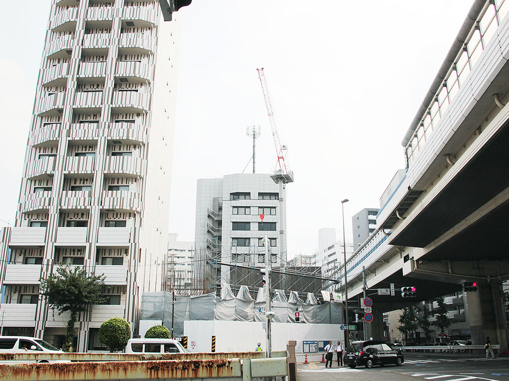 1階、姿を現す｜HITO COLOR｜三区MIRAIE