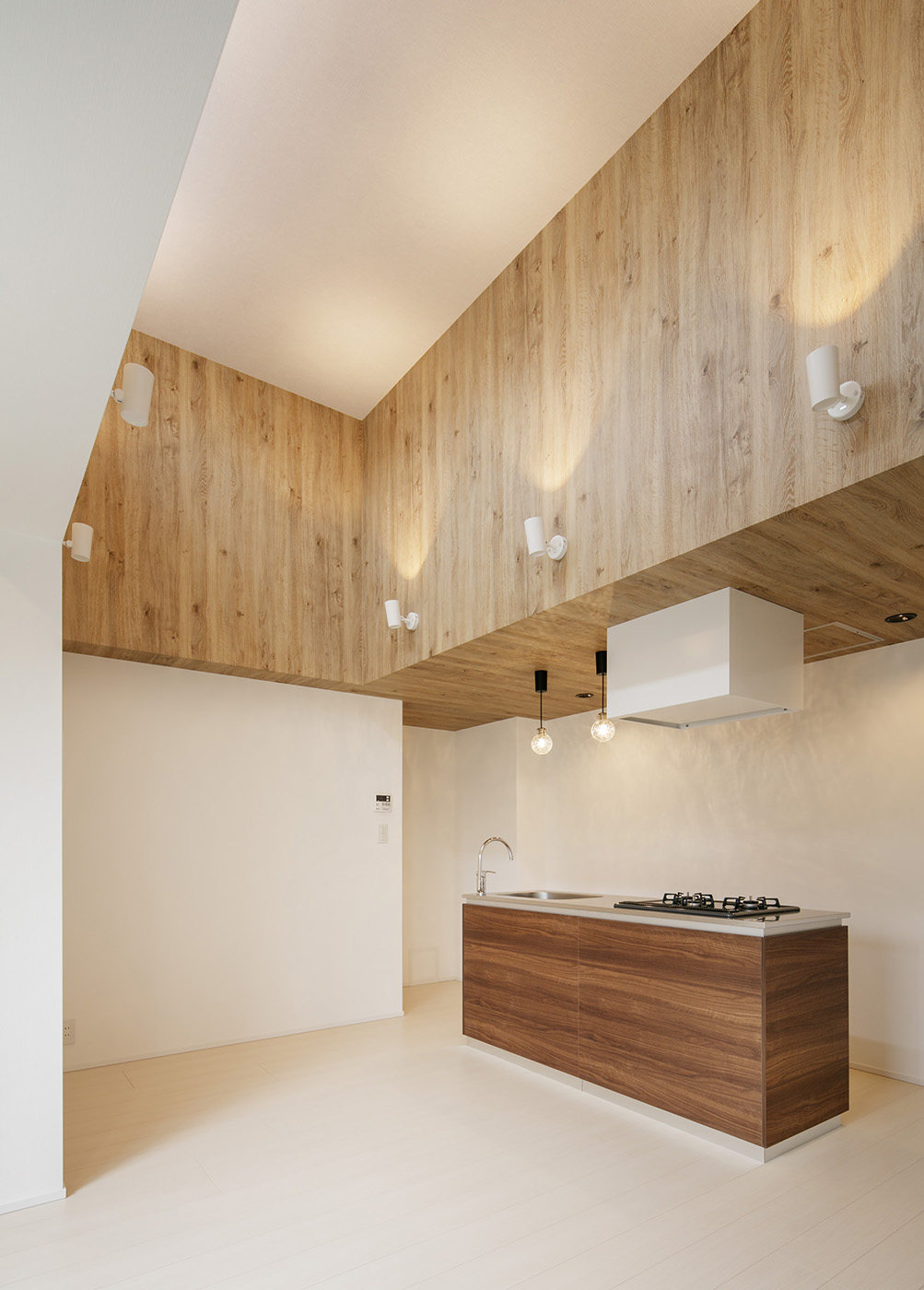 ルームズ三軒茶屋｜物件情報｜三区MIRAIE